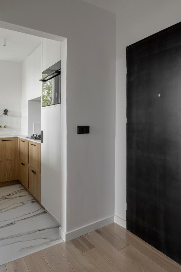 Stylowy Apartament Przy Metrze Warschau Buitenkant foto
