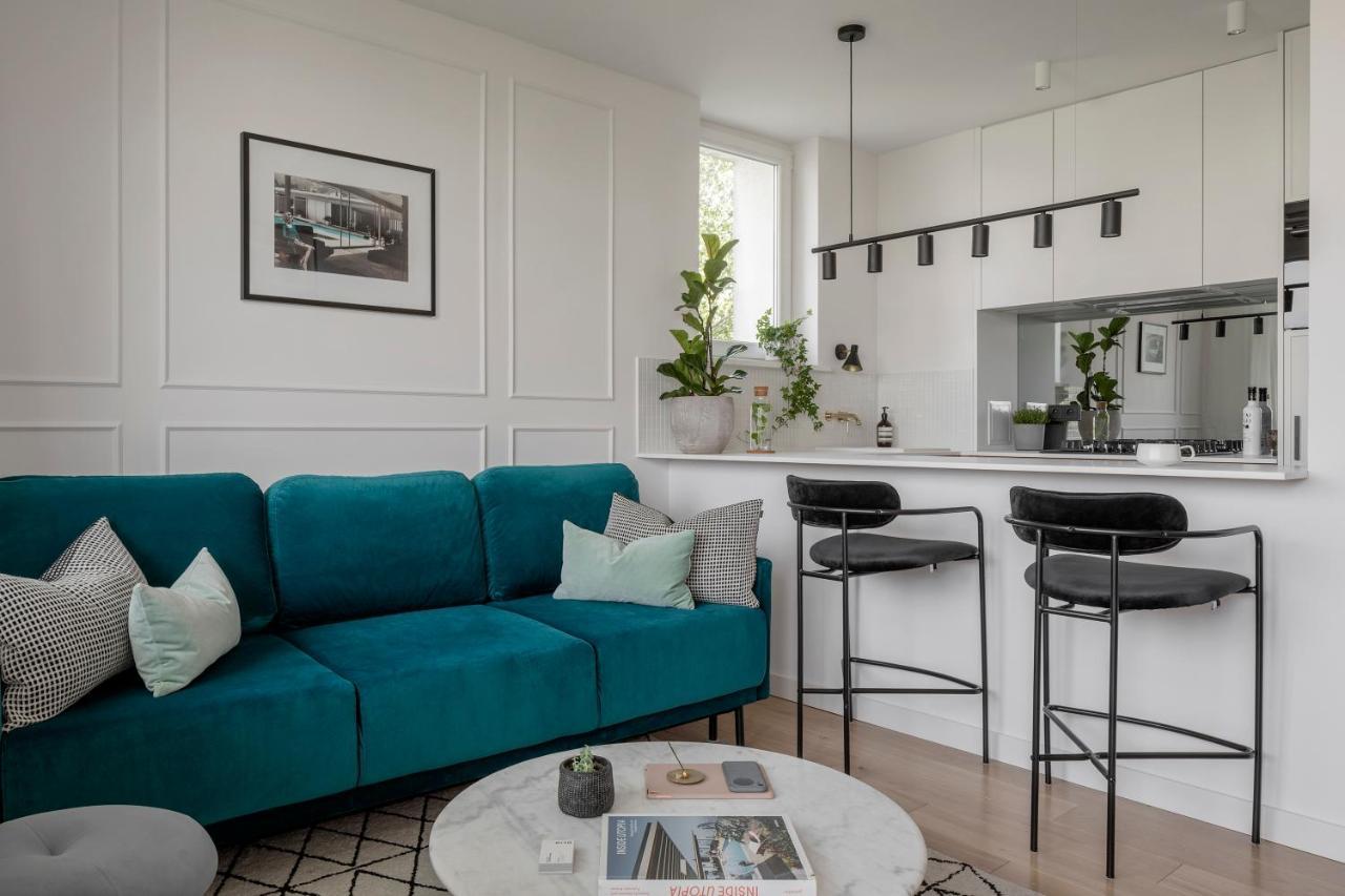 Stylowy Apartament Przy Metrze Warschau Buitenkant foto