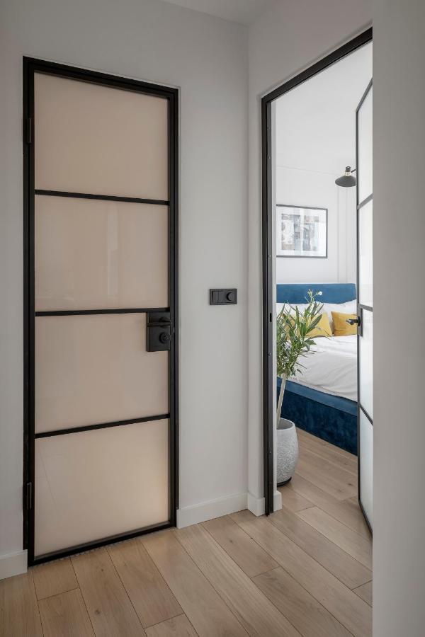 Stylowy Apartament Przy Metrze Warschau Buitenkant foto