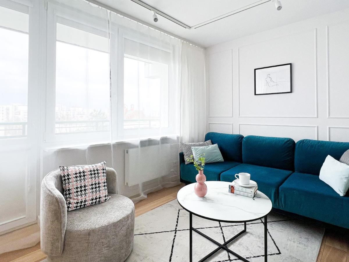 Stylowy Apartament Przy Metrze Warschau Buitenkant foto