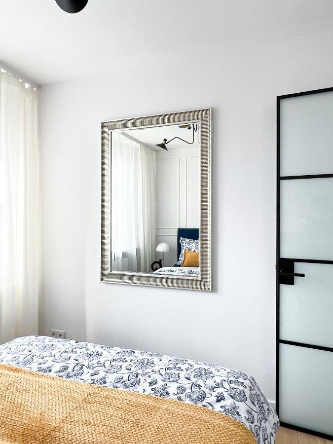 Stylowy Apartament Przy Metrze Warschau Buitenkant foto