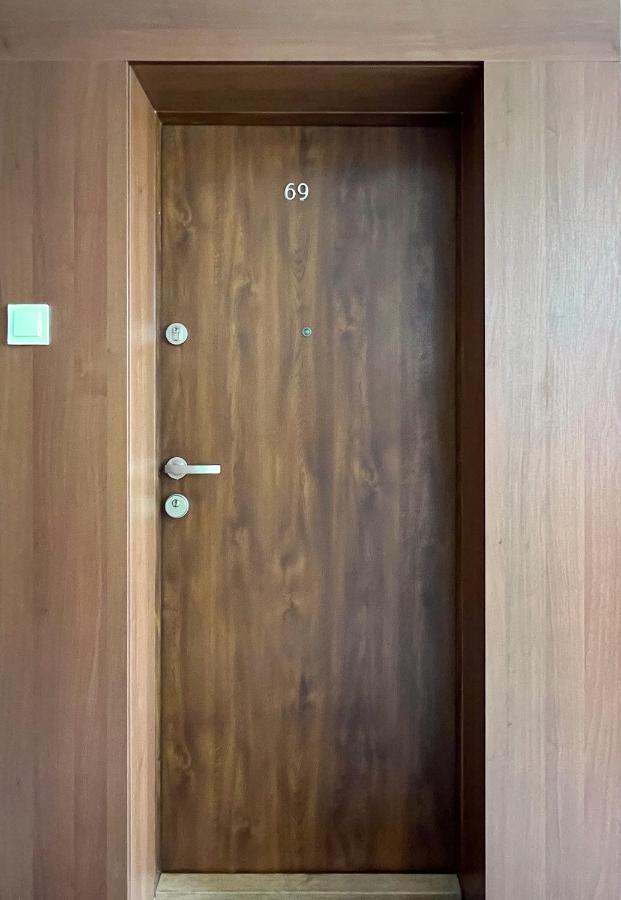 Stylowy Apartament Przy Metrze Warschau Buitenkant foto